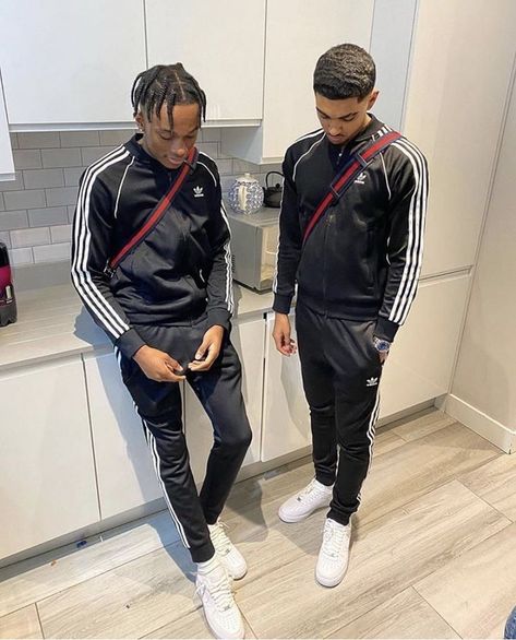 🧞‍♂️c_iwuagwu Black Sweatpants Outfit Men, Adidas Tracksuit Outfit, Tracksuit Outfit Mens, Adidas Tracksuit Mens, Nike Tech Fleece Outfit Men, Men Graduation Outfit, Stylish Jeans For Men, Adidas Outfit Men, Drip Fashion