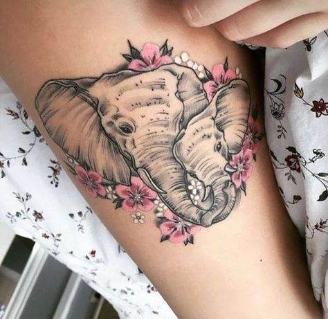 Mother Daughter elephants Mama Tattoos, Baby Elephant Tattoo, Elephant Tattoo Meaning, Tattoo Elephant, Elephant Tattoo Design, Mommy Tattoos, Mother Tattoos, Elephant Tattoo, Elephant Tattoos