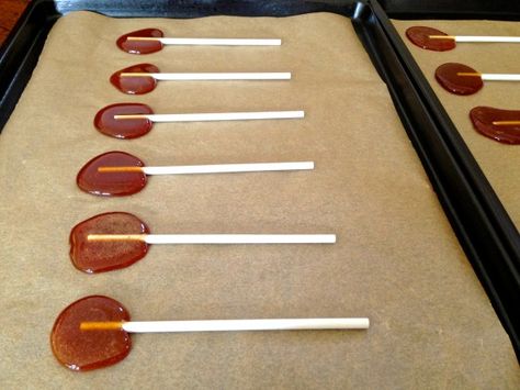 The Fountain Avenue Kitchen – Honey Lollipops — a Natural Sore Throat Remedy Natural Sore Throat Remedy, Winter Remedies, Honey Lollipops, Lollipop Recipe, Throat Remedies, Sore Throat Remedies, Honey Cinnamon, Christmas Recipe, Half Baked