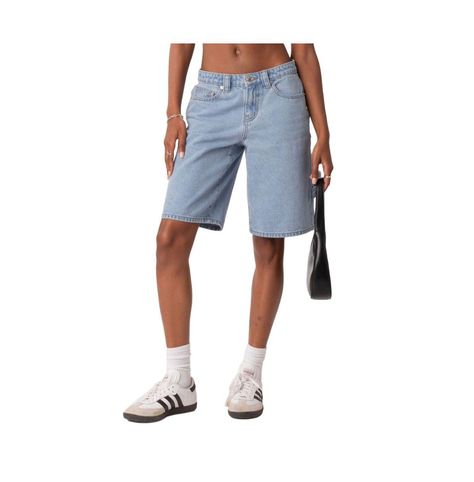 Denim Shorts Y2k, Knee Length Pants, Knee Length Denim Shorts, Women Denim Shorts, Shorts Y2k, Summer Shorts Denim, Womens Summer Shorts, Streetwear Pants, Ripped Denim Shorts