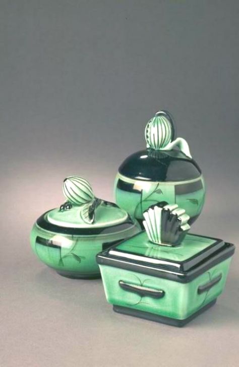 What Is Art Deco, Art Deco Inspiration, Art Deco Decor, Green Pottery, Keramik Design, Deco Retro, Deco Decor, Estilo Art Deco, Deco Furniture