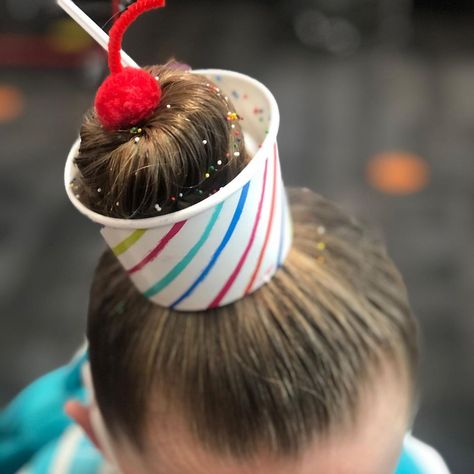 Crazy Hair For Kids, Crazy Hat Day, Girl Hair Dos, Hair Flyer, Easter Hairstyles For Kids, Wacky Hair Days, Going Out Hairstyles, Crazy Hair Day, Wacky Hair