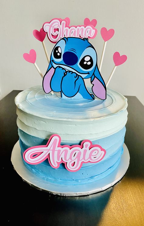 Simple Lilo And Stitch Cake, Stitch Birthday Cake Ideas Simple, Stitch Cake Ideas, Stitch Cake Design, Stitch Birthday Cake Ideas, Pastel Stitch, Stitch Cakes, Stitch Birthday Cake, Stitch Party