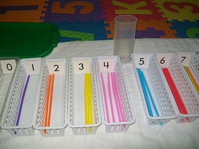 diy spindle box Two Years Old Activities, Prek Teacher, Diy Montessori, Montessori Diy, Math Materials, Math 2, Montessori Math, Montessori School, Kindergarten Crafts