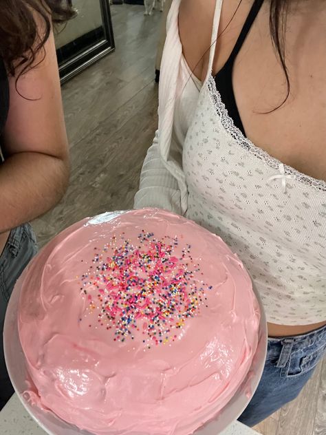 mess it up cake, Gracie Abrams Mess It Up Cake Recipe, Homemade Bday Cake, Baking A Cake Aesthetic, Homemade Cake Aesthetic, Gracie Abrams Cake, Mess It Up Cake, Grace Abrams, 19th Bday, Healthy Cakes