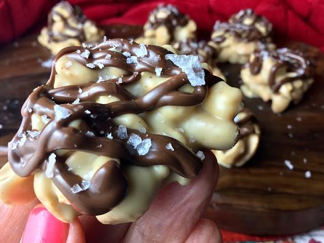 Keto Snickers, Craft Ideas Gifts, Keto Candy, Keto Treats, Snickers Bar, Fruit Dessert Recipes, Monk Fruit, Low Carb Sweets, Fruit Dessert