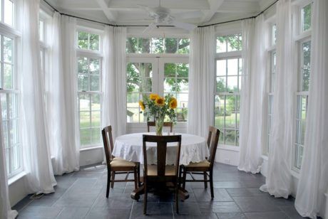 Sunroom Window Treatments Ideas, Sunroom Curtain Ideas, Sunroom Window Treatments, Sunroom Curtains, Sunroom Dining Room, Sunroom Windows, Sunroom Dining, White Window Treatments, Window Treatments Ideas