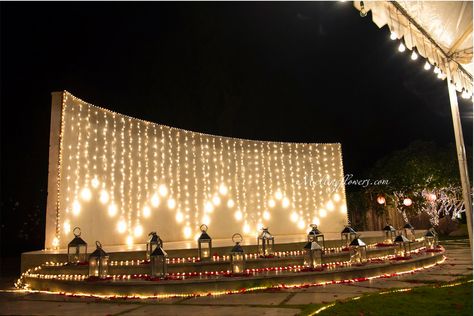 Ways To Decorate Wedding Arena In The Most Pious Fashion Lawn Reception Decor Indian, Lawn Wedding Decor Indian Night, Sangeet Sandhya Decoration, Sangeet Decoration Night Outdoor Stage, Wedding Reception Stage Decorations Backdrops Outdoor, Lawn Decorations Wedding, Sangeet Decoration Stage Outdoor, Outdoor Stage Decoration, Sangeet Backdrop Stage Decorations