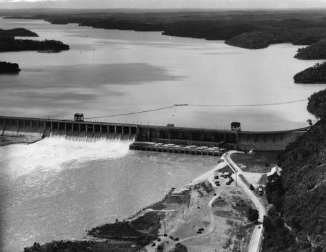 1931 - Readers get their first details about the Lake of the Ozarks | Post-Dispatch Archives | stltoday.com Newspaper Photo, Lake Ozark, Lake Of The Ozarks, Aerial Photograph, The Ozarks, Historic Photos, Boat Dock, New Town, National Park Service