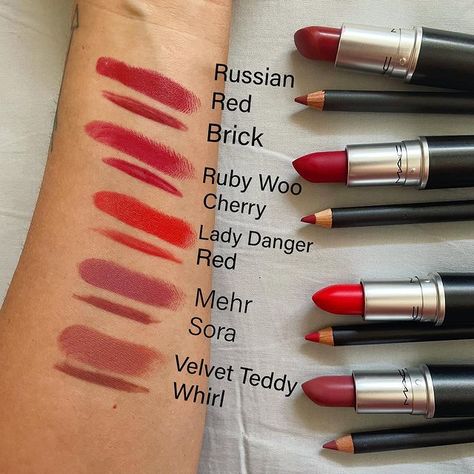 Lipstick Colors Mac, 90s Lipstick Shades, Lipsticks Colors, Russian Red Mac Lipstick, Lips Liner, Mac Makeup Lipstick, Mac Red Lipsticks, Mac Lip Liner, Mac Lipstick Colors