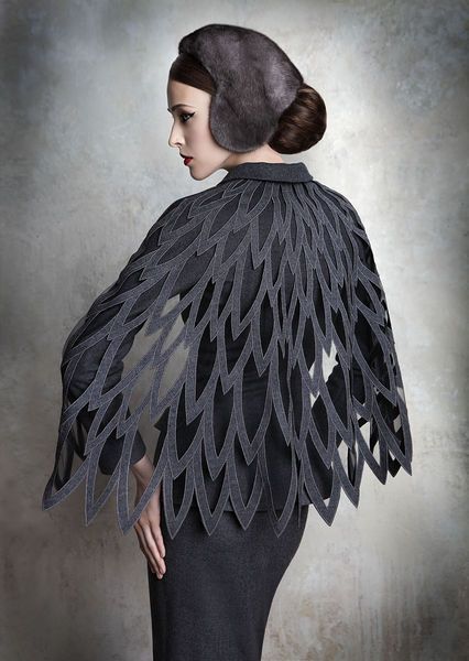 oakcat: Yulia Yanina - Couture - Fall-winter 2013-2014 at KG Details in Fashion Yanina Couture, Bird Costume, Body Adornment, Fantasy Fashion, Larp, Fashion Details, Lady Gaga, Costume Design, Look Fashion