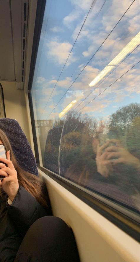 Train Selfie, Cool Wallpapers For Men, Train Journey, No Face, Face Photo, Cool Wallpaper, Airplane View, Photo Ideas, Train