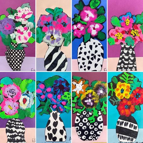 Spring Art Project Kindergarten, Kindergarten Flower Art, 4th Grade Spring Art Projects, Kindergarten Spring Art Projects, 2nd Grade Art Projects Spring, Kids Flower Craft, Flower Art Projects For Kids, Kindergarten Spring Art, Flower Art For Kids