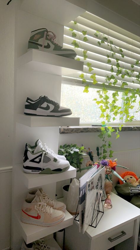 Sneakerhead Room, Boys Room Design, College Dorm Room Decor, Room Redesign, Room Desk, Perfect Bedroom, Aesthetic Rooms, Dream Room Inspiration, Room Makeover Inspiration