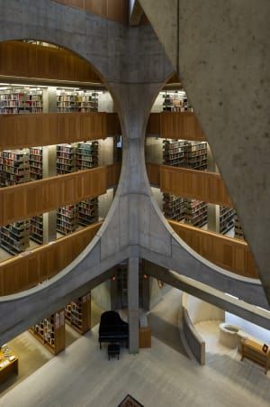 Louis Kahn, Xavier de Jauréguiberry · Library at Phillips Exeter Academy Library Atrium, Philips Exeter Academy, Exeter Library, Louis Khan, Exeter New Hampshire, Phillips Exeter Academy, Beautiful Libraries, Georgian Buildings, Louis Kahn