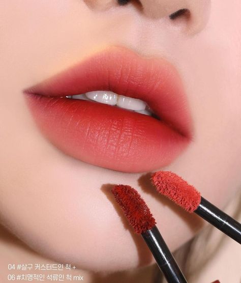 Gradient Lips Korean, Red Ombre Lips, Korean Lipstick, Ombre Lipstick, Glossy Lips Makeup, Gradient Lips, Cute Lipstick, Korean Lips, Alat Makeup