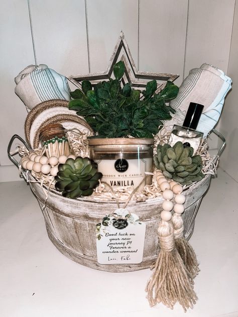 Home Decor Gift Basket, Wedding Shower Basket Gift Ideas, Thank You Basket, Plant Gift Basket, Gift Ideas Basket, New Home Gift Basket, Towel Gift Ideas, Closing Gift Basket, Bridal Gift Baskets