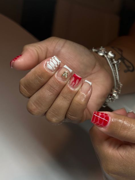 Beautiful short nail designs 🔥🐊🤍❤️ Red Cute Nails Short, Red Nail Short Designs, Red Black And White Short Nails, Red White Nails Short, Cute Short Nail Sets Red, Red Shorties Nails, Short Square Red Nail Designs, Red Acrylic Nails Designs Short, Shorties Nails Square French Tip White