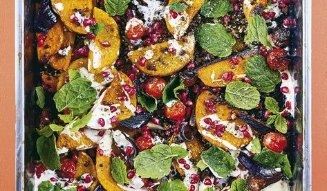 Roasted Squash, Crispy Lentils, Pomegranate and Dukkah Traybake Dinner, Ottolenghi Recipes, Pomegranate Recipes, Vegan Christmas Recipes, Food Eating, One Dish Dinners, Christmas Recipe, Vegan Yogurt, Roasted Squash