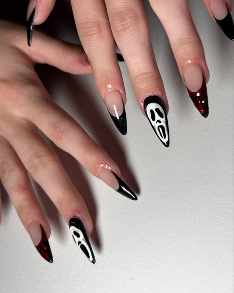 Can’t even see the full detail on these 😩 black french tips with blood drip and Scream ghost face 👻 Blood Drip, Black French Tips, Black French, Ghost Face, French Tips, Ghost Faces, Scream, Ghost, Quick Saves