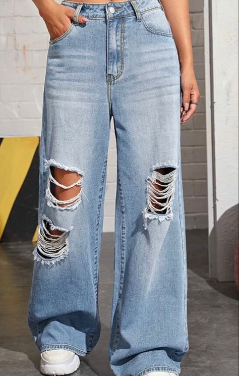 Distressed Wide Leg Jeans, Baggy Ripped Jeans, Celana Jins, Ripped Denim Pants, High Rise Wide Leg Jeans, Moda Jeans, Mode Jeans, Soft Clothes, Crop Top Outfits