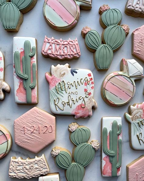 Cactus Cookies, Wedding Cookies Decorated, Cactus Watercolor, Valentine Sugar Cookies, Watercolor Patterns, Iced Biscuits, Cookie Business, Fancy Cookies, Cookie Inspiration