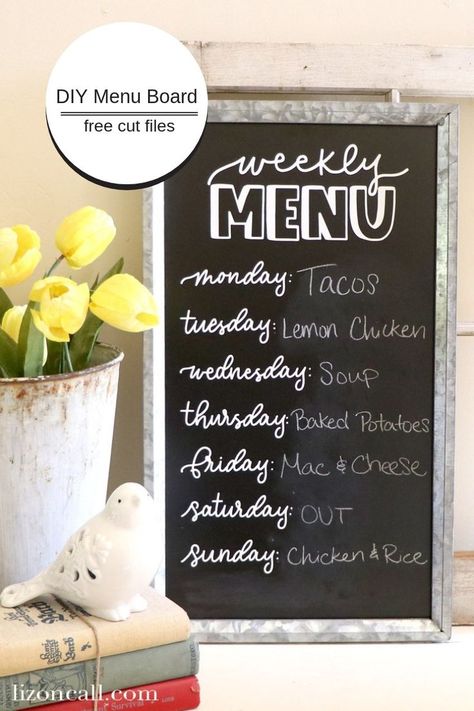 Make dinner time less of a challenge everyday with the help of this DIY Weekly Menu Board. No more wondering what's for dinner at 5:00 in the evening. Menu Board Diy, Weekly Menu Boards, Menu Sans Gluten, Diy Menu, Kitchen Chalkboard, Evening Dinner, Menu Boards, Chalkboard Designs, What's For Dinner