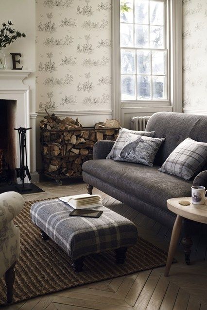 Modern Home Decor Ideas ~ Modern Country - Living Room Design Ideas & Pictures - Decorating Ideas (houseandgarden.co.uk) Modern Country Living Room, Country Living Room Design, Modern Country Living, Interior Design Per La Casa, Country Living Room, Sofa Living, Design Del Prodotto, Modern Country, Country Home Decor