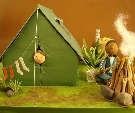 Tent fondant cake Tent Cake Ideas, Fondant Tent, Nature Cakes, Tent Cake, Camping Cake, Camo Cake, Nature Cake, Fondant People, Camping Cakes