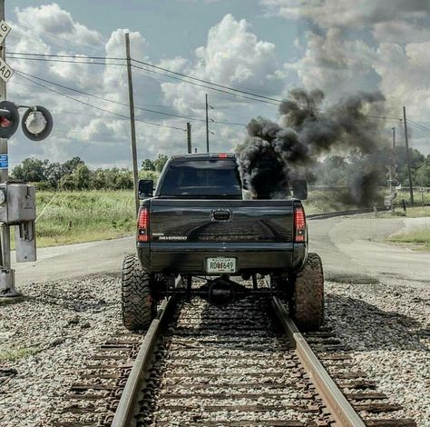 Jacked Up Chevy Silverado, Modded Trucks, Pretty Trucks, Lifted Silverado, Jacked Up Chevy, Chevy Duramax, Trucks Lifted, Diesel Trucks Ford, Country Trucks