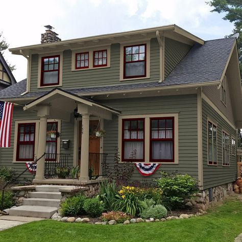 Ranch Becomes a Two Story - Craftsman - Exterior - Columbus - by Jamee Parish Architects, LLC | Houzz Craftsman Exterior Trim, Craftsman Bungalow Exterior Colors, Craftsman Style Homes Exterior Color, Craftsman House Colors, Craftsman House Exterior, Craftsman Bungalow Exterior, Victorian House Colors, Craftsman Home Exterior, Green Exterior House Colors