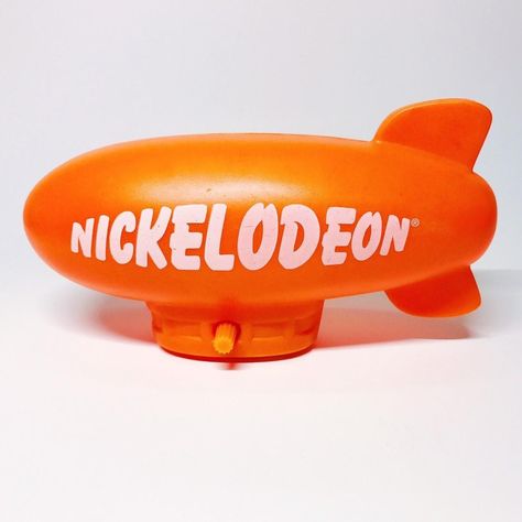 Viacom Nickelodeon Kids Choice Awards Orange Blimp Kids Choice Awards, Loud House Characters, Kids Choice Award, Choice Awards, Hollywood Celebrities, Music Awards, Nickelodeon, Orange, Music