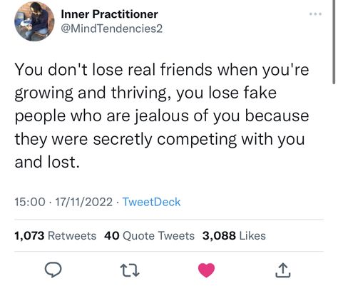 Friends Competing Quotes, Jealous Friends Tweets, Jealousy Tweets, Jealous Friends Quotes, Jealous Friends, Insta Caption, Fake Friend Quotes, Relatable Content, 40th Quote