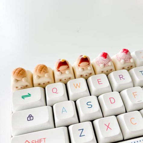 Melonpan Bear Keycap Bo Lo Bao Keycap icecream Bear Keycap Bear Keycap Artisan Keycap Desserts - Etsy Artisan Keycaps Clay, Clay Keycaps, Polymer Clay Cat, Artisan Keycaps, Clay Stuff, Key Cap, Key Caps, Polymer Clay Animals, Clay Animals