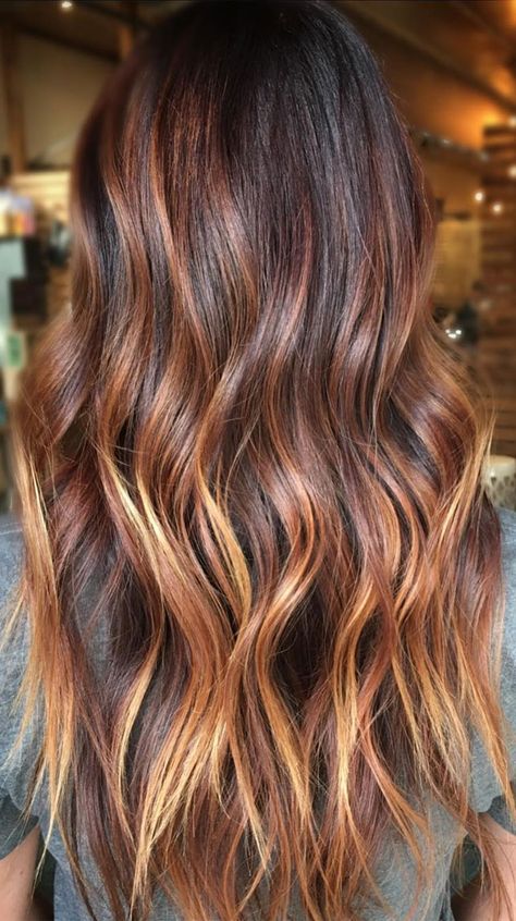 Auburn Hair Balayage, Red Hairstyle, Winter Hair Colors, Winter Hair Color Ideas, Highlight Ideas, Rambut Brunette, Brunette Balayage, Hair Color Auburn, Brunette Balayage Hair