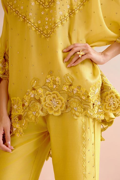 Buy Yellow Tunic Silk Organza Embroidery Floral Round Kimono With Pant For Women by Chandrima Online at Aza Fashions. Organza Outfit, Pearls Embroidery, Floral Cutwork, Tunic With Pants, Co Ords Outfits, Haldi Outfit, Organza Embroidery, Simple Saree Designs, Embroidered Kimono