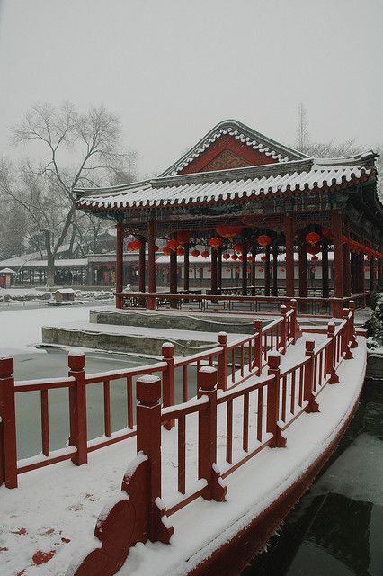 Snow . Bridge - Beijing Snow In China, Japanese Seasons, Chinese Bridge, Winter In Japan, Background Reference, Asian Architecture, Dream Vacations Destinations, Forbidden City, Chinese Architecture