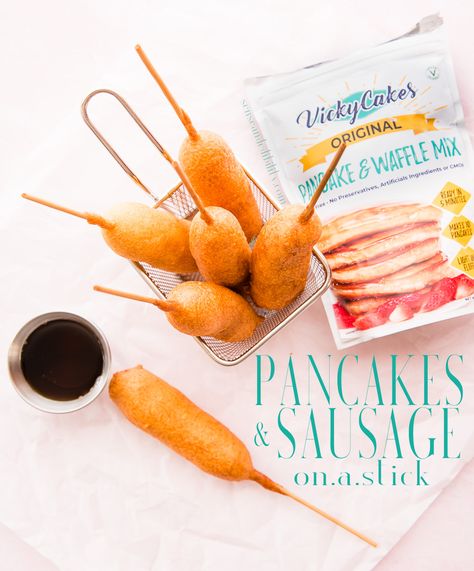 Breakfast is handheld and complete with this Pancakes and Sausage On-A-Stick recipe. Made with VickyCakes Pancake Mix and breakfast sausage. #pancakes #sausage #meatonastick #corndogs #breakfast #kidfriendly via @ediblesense Sausage Pancakes, Pancakes And Sausage, Sausage On A Stick, Pancakes On A Stick, Vegetarian Slow Cooker, Easiest Breakfast, Pancake Sausage, Breakfast Sausage Links, Freeze Pancakes