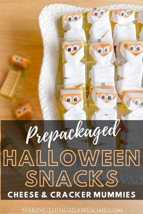 Prepackaged Halloween Treat Ideas, Preschool Snacks For Classroom Fall, Halloween Treats Store Bought, Halloween Treats Prepackaged, Halloween Party Snacks For Kids School, Halloween Snacks For Kids Prepackaged, Halloween Themed Snacks For Toddlers, Classroom Halloween Snacks For Kids, Preschool Halloween Treats Prepackaged