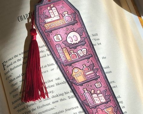 CafeDeMynx - Etsy Drawing Bookmarks Ideas, Coffin Background, Coffin Bookmark, Witch Library, Bookmark Illustration, Page Tracker, Witch Bookmark, Spooky Bookmarks, Fantasy Bookmarks