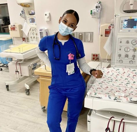 Black Nurses Goals, Nurse Goals, Nurse Motivation, Nurse Bae, Black Nurses, Nurse Outfit Scrubs, Nursing Goals, Nursing Motivation, Black Nurse