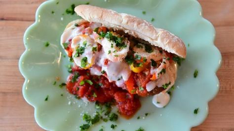 Pioneer Woman Rustic Meatball Subs, Pioneer Woman Cheesy Meatball Subs, Cheesy Meatball Subs, Stuffing Meatballs, Meatballs And Spaghetti, Gameday Food, Food Network Recipes Pioneer Woman, Stuffed Meatballs, Cheesy Meatballs