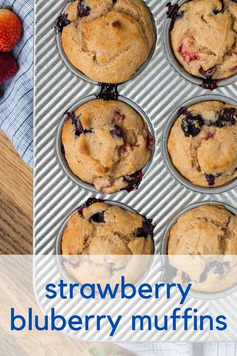 Bursting with juicy strawberries and blueberries, enjoy these healthy blueberry strawberry muffins for breakfast or as a healthy snack. Strawberry Blueberry Muffins, Strawberry Muffins Healthy, Muffins For Breakfast, Bakery Muffins, Bran Muffin Recipes, Strawberries And Blueberries, Healthy Blueberry Muffins, Best Blueberry Muffins, Berry Muffins