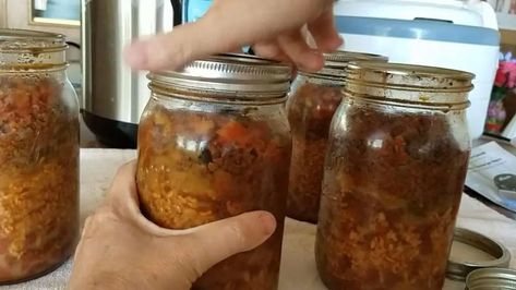 Burrito In A Jar Canning Recipe, Burrito In A Jar, Canning Soups, Canning Meals, Canning Beans, Prepper Pantry, Lentil Tacos, Canning Food, Canning Food Preservation