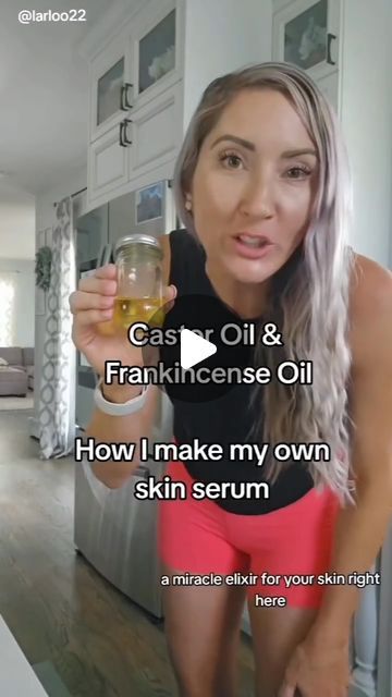 Home Remedies - Health Tips on Instagram: "I love mixing oils for my skin.  Great content by @laurengallegosfitness! For more of her content, go follow her 💪  I love the power of castor oil and frankincense oil.  🌿👉 Check out my Castor Oil PDF Handbook where I show you how to mix castor oil with other oils and how to use castor oil packs  👉👉 Find it in the link in my bio under my photo or send me a message.  #castoroil #castoroilbenefits #frankincenseoil #skinoil #skinhealth #antiagingskincare" Castor Oil And Aloe Vera For Face, Coffee Oil For Skin, Castor Oil Face Cleanser, How To Wash Castor Oil Pack, How To Make Castor Oil At Home, Castor Oil Recipes For Skin, Caster Oil For Face, Castor Oil Skin Care, Frankincense And Castor Oil