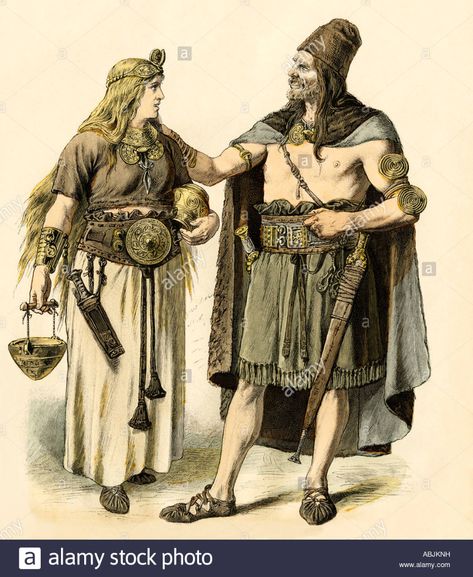 Download this stock image: Europeans of the Bronze Age. Hand-colored print - ABJKNH from Alamy's library of millions of high resolution stock photos, illustrations and vectors. Bronze Age Clothing, Wind Pictures, Bronze Age Civilization, Celtic Clothing, Aged Clothing, Celtic Warriors, Prehistoric Art, Medieval Clothing, Europe Fashion