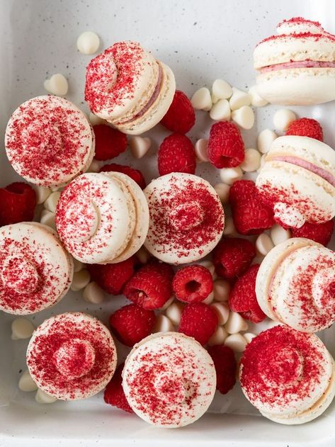 Raspberry White Chocolate Macarons, Raspberry Lime Macarons, Valentines Macarons Flavors, Valentines Day Macarons Flavors, Raspberry Macaron Recipes, Valentines Day Macarons, Macaroons Ideas, Cranberry Macarons, Chocolate Raspberry Macarons