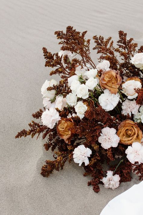 A Picture Of The Mocha Brown Flower Collection Meadow Piece In The Sand. Color Palette 2024, Wedding Flowers Diy, Meadow Wedding, Wedding Flower Design, Fresh Flower Bouquets, Autumn Inspired, Brown Wedding, Nothing But Flowers, Brown Flowers