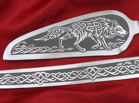 Scottish Wedding Cake Server and Knife Set, Personalized, Celtic Wolf, Viking Wedding Cake, Norse Wedding, Nordic Wolf, Wolf Wedding, Nordic Wedding, Pagan Wedding, Wedding Planning Book, Viking Wedding, Wedding Cake Server