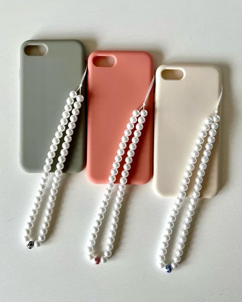 Phonestrap Ideas, Shoe Lacing Techniques, Hanover Germany, Diy Phone Case Design, Braid Accessories, Knots Diy, New Business Ideas, Diy Jewelry Unique, Bead Charms Diy